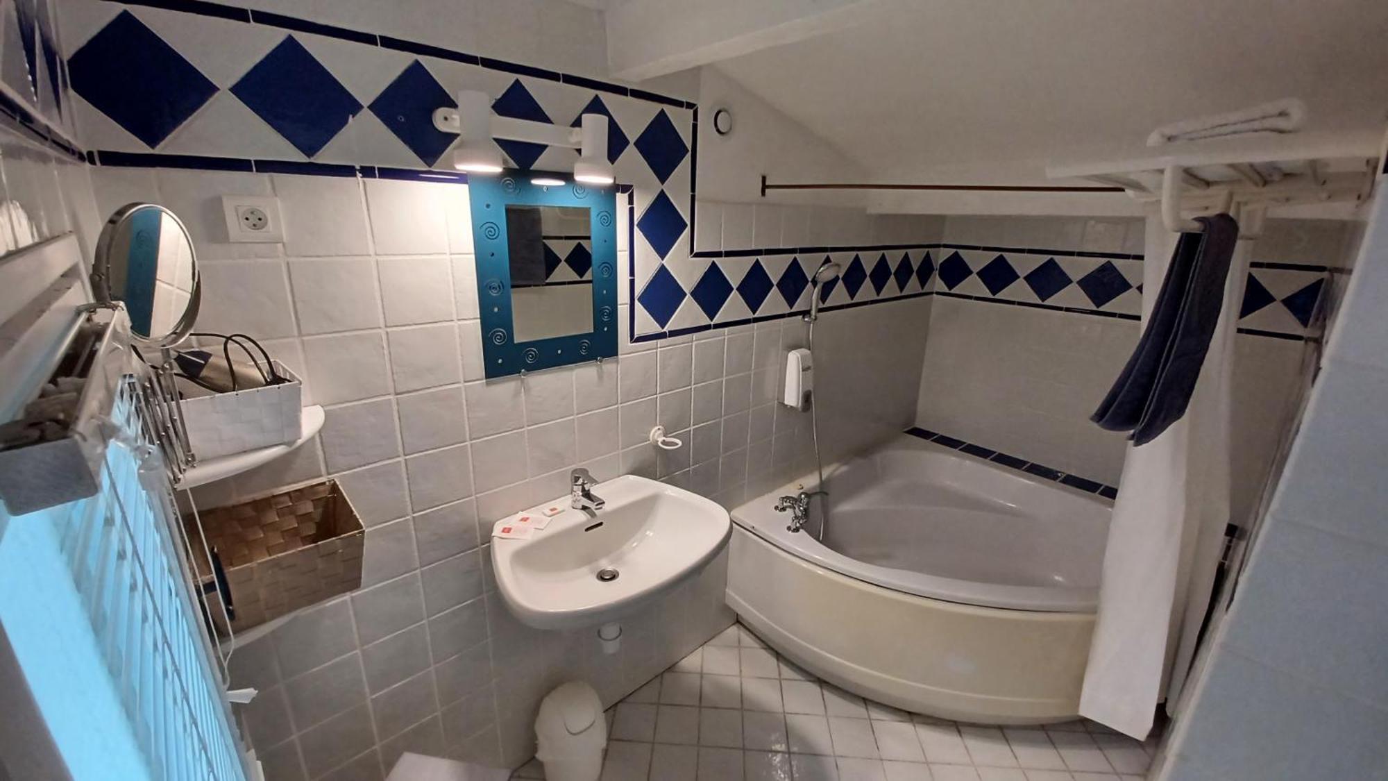Hotel Bel Valen Le Val Quarto foto
